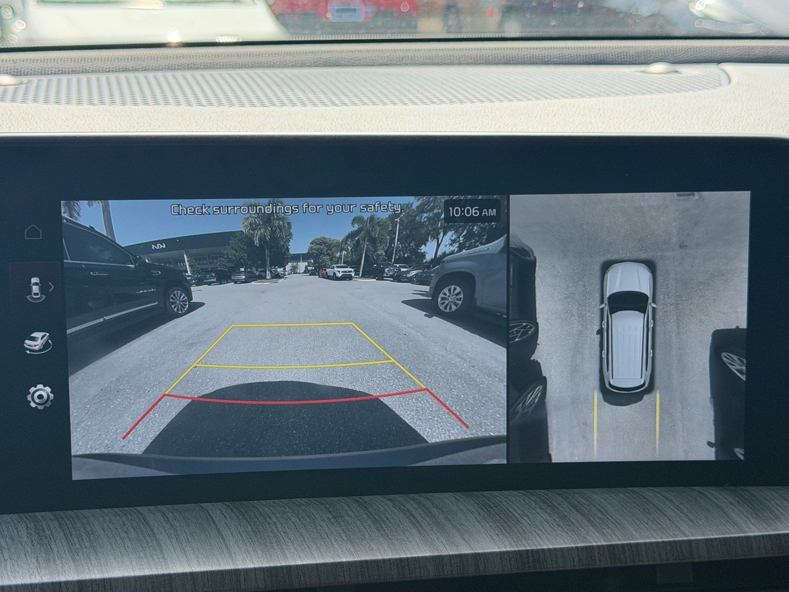 Used 2025 Kia Telluride SX w/ SX Captain's Chair Package FWD image 49