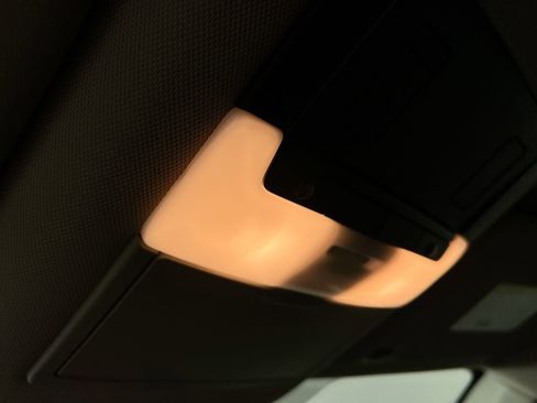 Used 2025 Nissan Rogue SV image 18