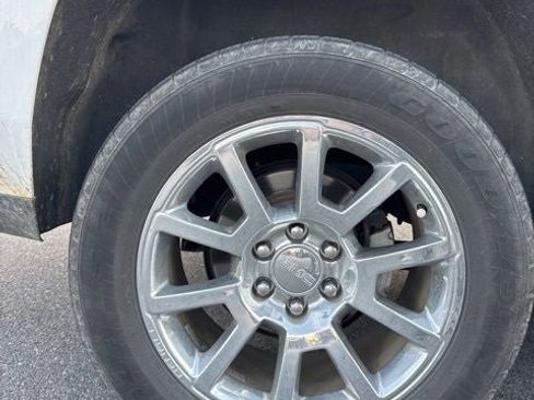 Used 2017 GMC Yukon Denali w/ Open Road Package image 33