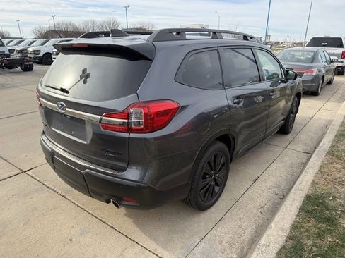 Used 2022 Subaru Ascent Onyx Edition image 6