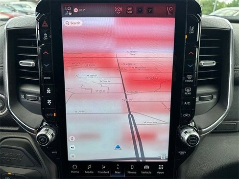 Used 2025 RAM 2500 Laramie image 25