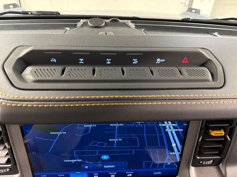 Certified 2024 Ford Bronco Badlands AWD/4WD image 27
