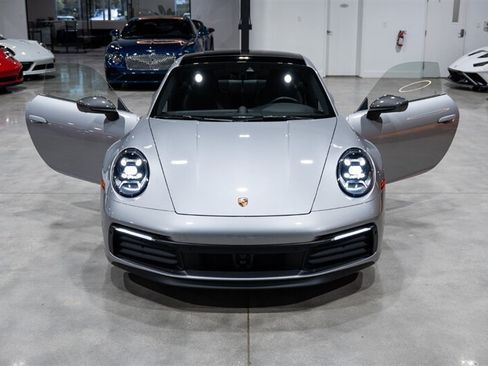 Used 2024 Porsche 911 Carrera T RWD image 36