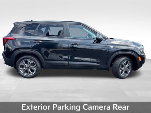 Used 2024 Kia Seltos LX AWD/4WD image 9