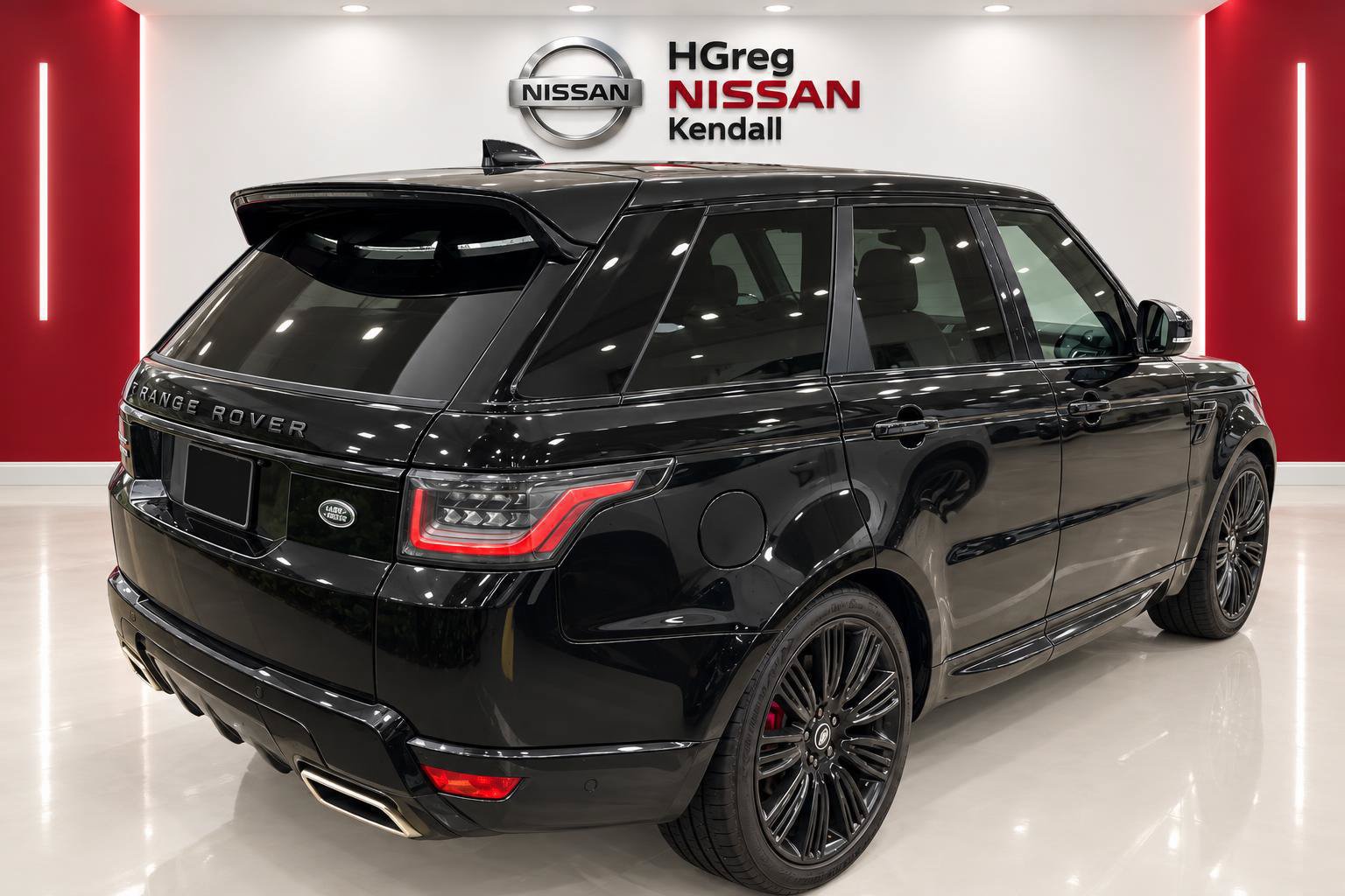 Used 2019 Land Rover Range Rover Sport Supercharged AWD/4WD image 4