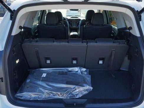 New 2026 Subaru Ascent Limited Bronze image 12