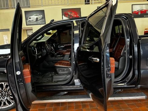 Used 2024 GMC Sierra 1500 Denali Ultimate AWD/4WD image 36
