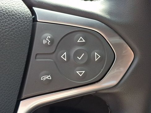 Used 2023 Chevrolet Traverse LT w/ LPO, Floor Liner Package AWD/4WD image 24