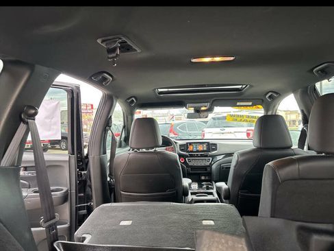 Used 2020 Honda Passport Touring image 11