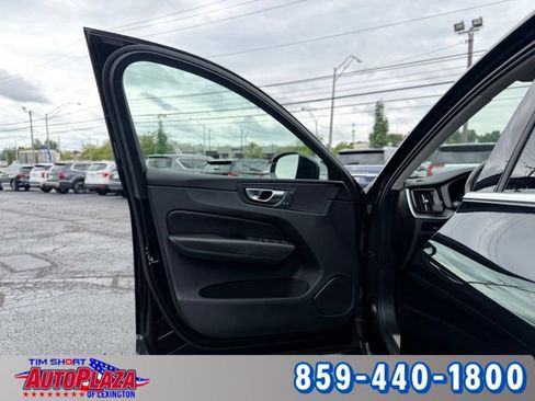 Used 2023 Volvo XC60 B5 Core w/ Climate Package AWD/4WD image 26