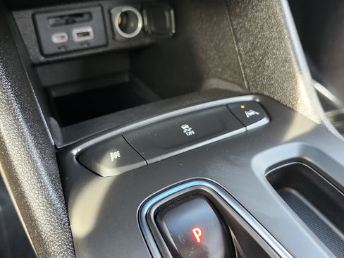 Used 2023 Chevrolet Bolt LT image 31