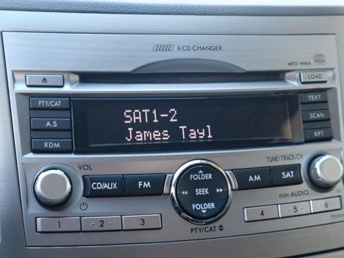 Used 2011 Subaru Outback 2.5i Limited w/ PWR Moonroof Pkg AWD/4WD image 64