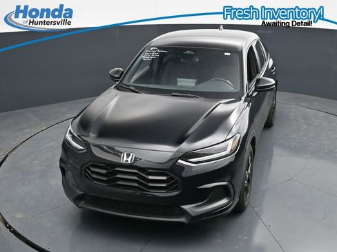Used 2023 Honda HR-V Sport image 18