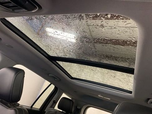 Used 2021 Jeep Grand Cherokee L Limited image 19