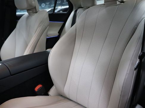 Used 2024 Mercedes-Benz E 450 4MATIC Sedan image 11