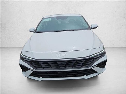 New 2026 Hyundai Elantra Limited FWD image 6