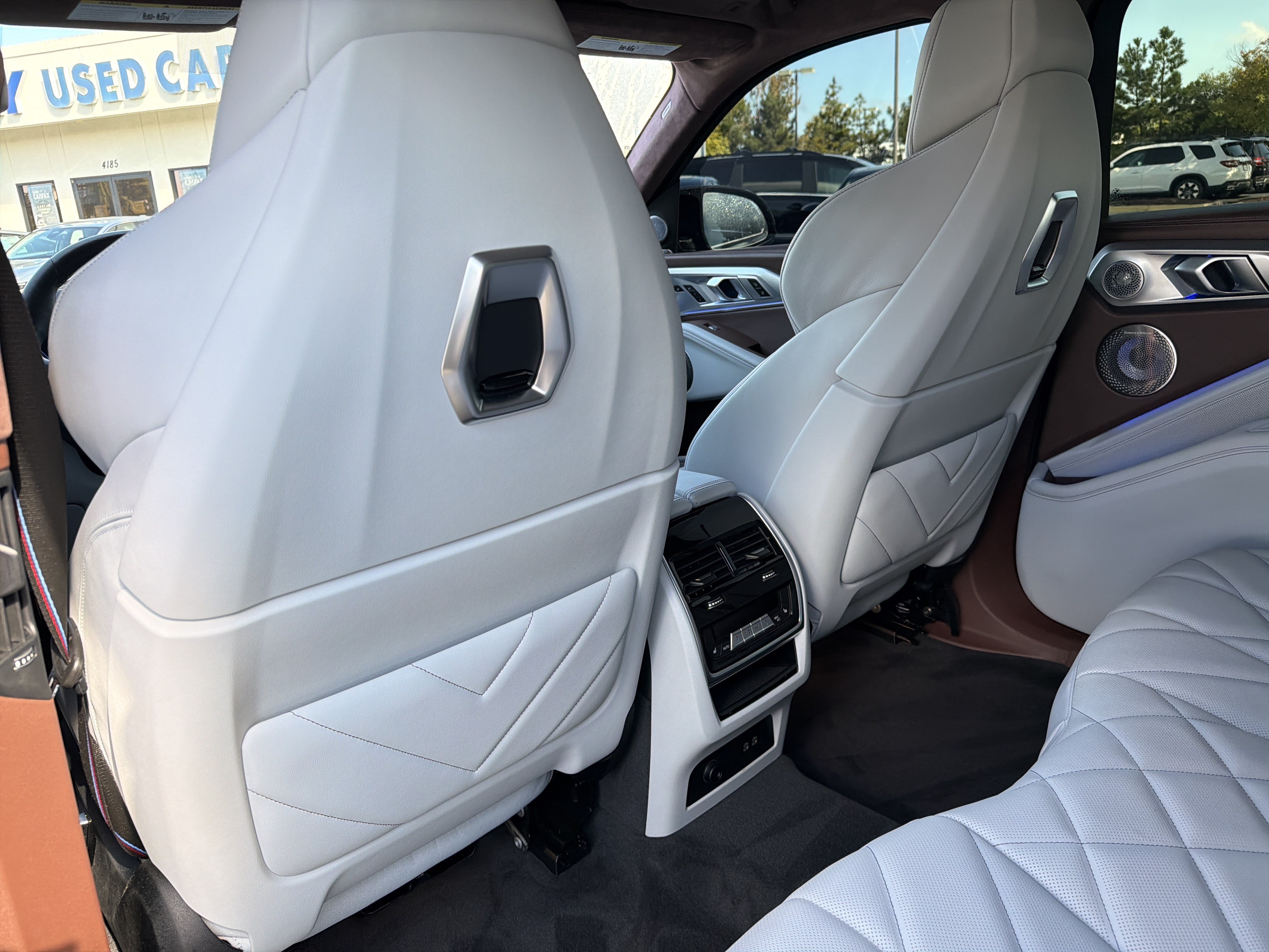 Certified 2025 BMW XM AWD/4WD image 22