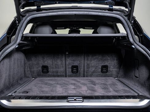 Used 2024 Aston Martin DBX 707 image 33