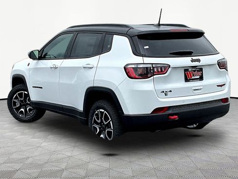 New 2026 Jeep Compass Trailhawk w/ Sun, Sound & Navigation Group AWD/4WD image 4