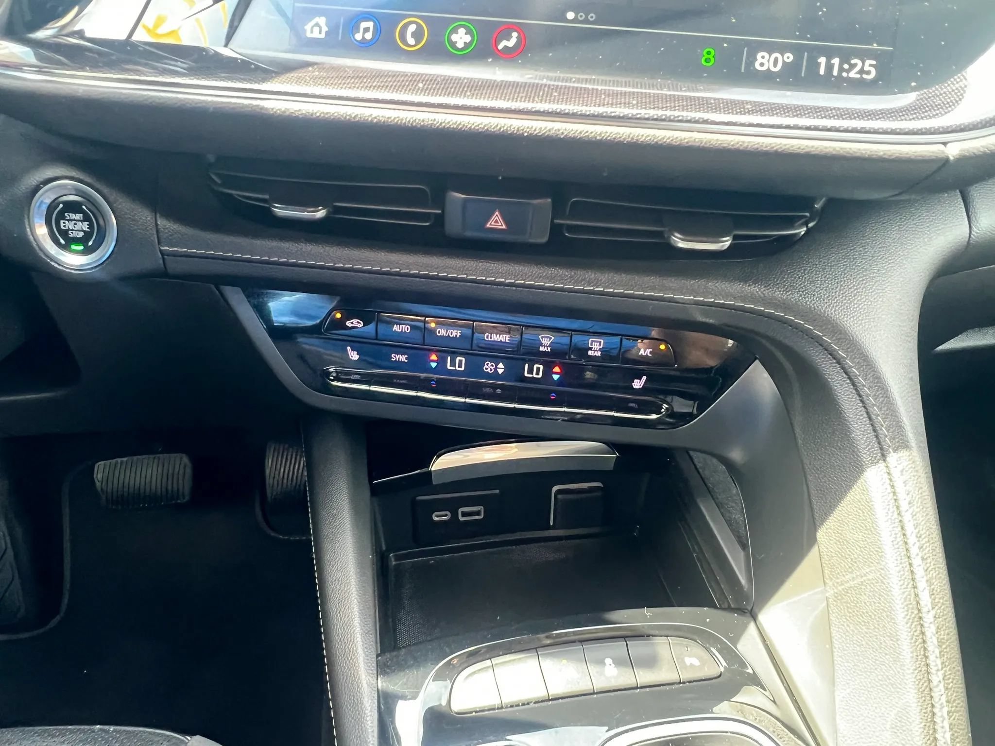 Used 2023 Buick Envision Essence FWD image 25