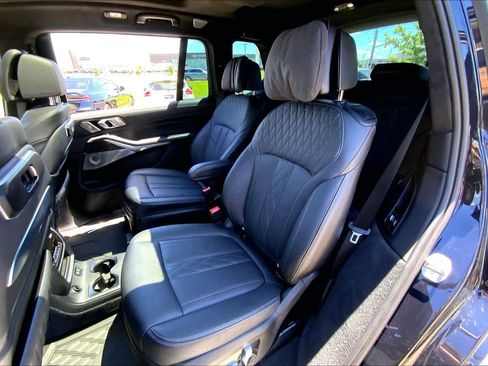 Certified 2023 BMW X7 M60i w/ Executive Package AWD/4WD image 19