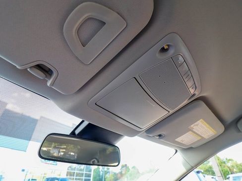 Used 2020 Nissan Rogue S image 58