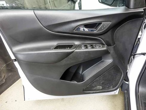 Used 2022 Chevrolet Equinox LT FWD image 21