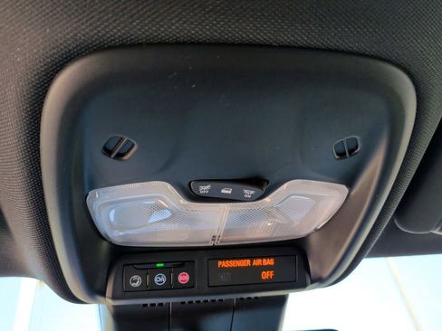 New 2026 GMC Canyon Elevation w/ Convenience Package image 20