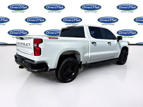 Used 2019 Chevrolet Silverado 1500 LT Trail Boss w/ Convenience Package AWD/4WD image 7