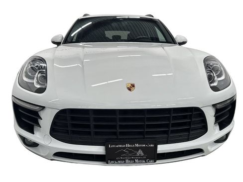 Used 2018 Porsche Macan AWD/4WD image 8