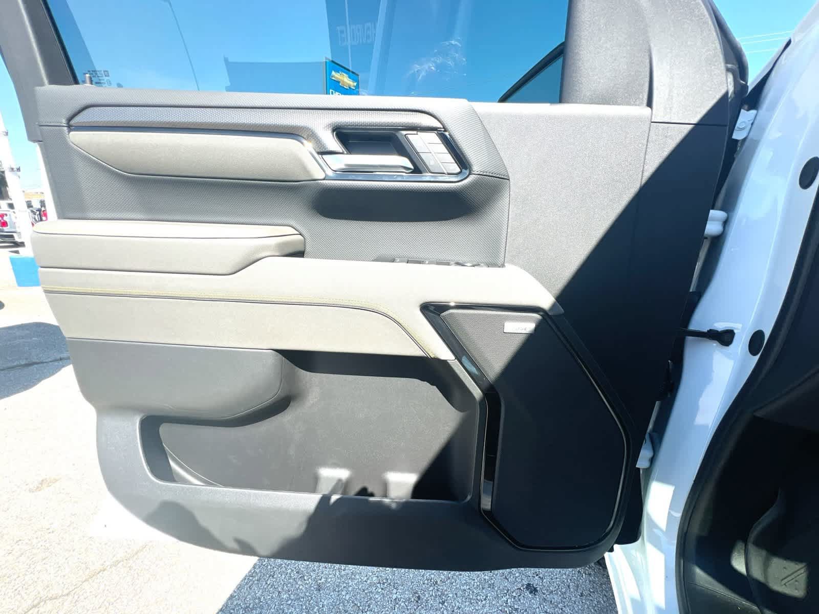 Used 2020 Chevrolet Silverado 1500 RST w/ Texas Edition AWD/4WD image 23