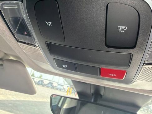 Used 2026 Hyundai Tucson SEL FWD image 12