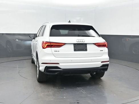 Used 2019 Audi Q3 2.0T Premium Plus w/ Premium Plus Package AWD/4WD image 38