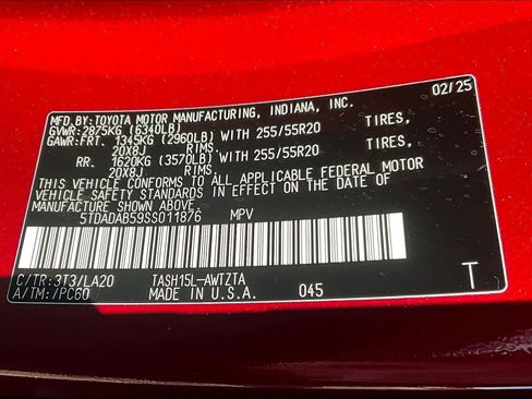 Certified 2025 Toyota Grand Highlander AWD Hybrid image 34