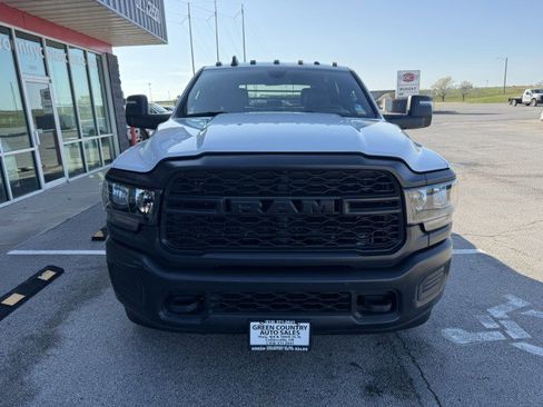 Used 2024 RAM 3500 Tradesman w/ Max Tow Package image 11