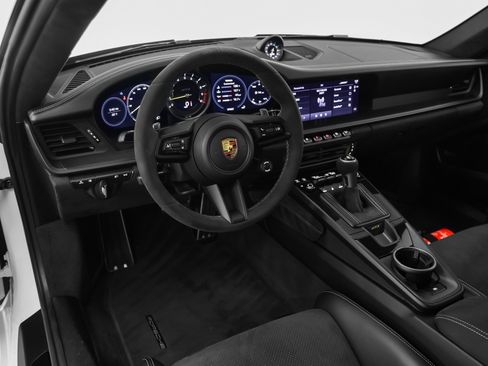 Used 2022 Porsche 911 GT3 image 41