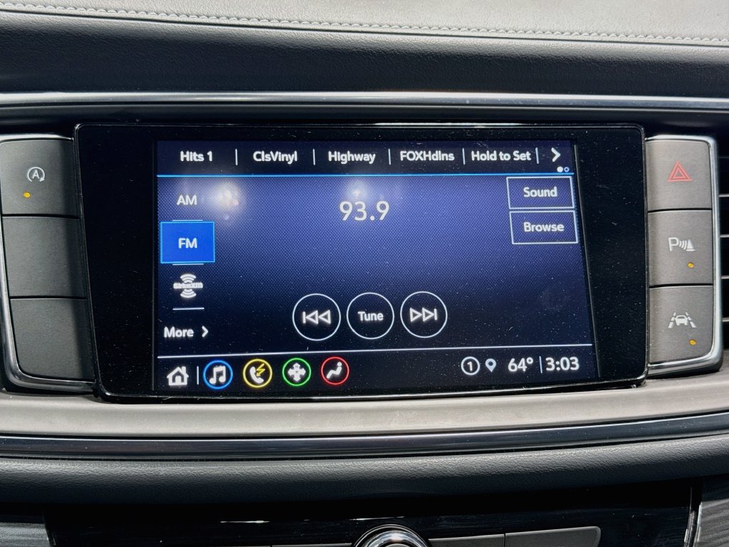 Used 2023 Buick Enclave Essence w/ Experience Buick Package FWD image 15