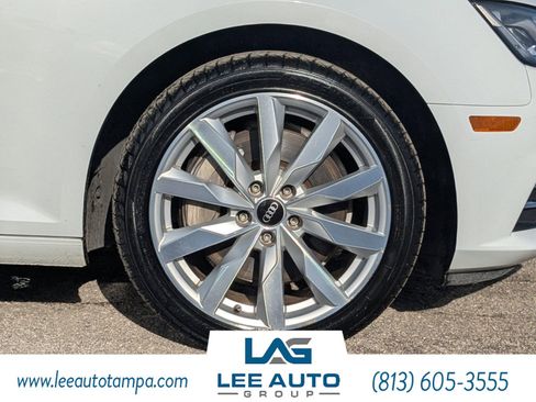 Used 2017 Audi A4 2.0T Premium image 10