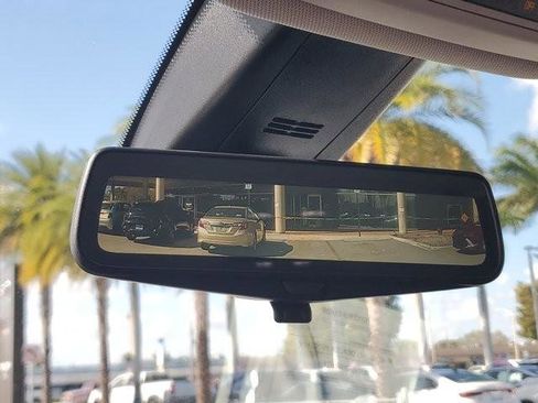 Used 2021 Chevrolet Traverse RS image 31