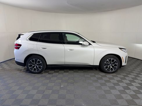 Used 2026 BMW X3 xDrive30i w/ Convenience Package AWD/4WD image 8