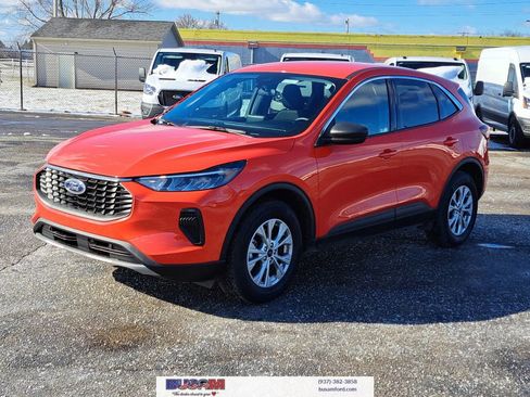 Used 2024 Ford Escape Active image 2