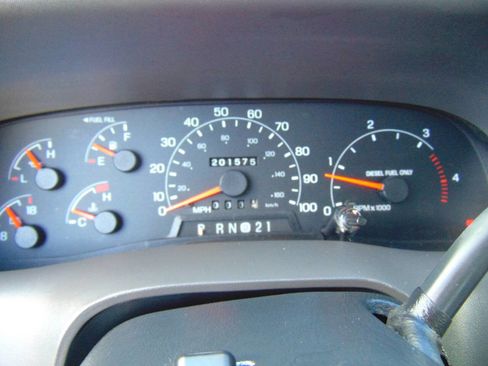 Used 2000 Ford F250 XLT image 21