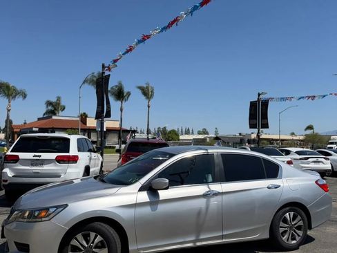 Used 2014 Honda Accord LX image 3