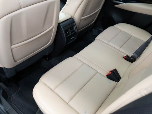 Used 2024 Cadillac XT4 Premium Luxury image 20