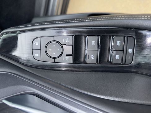 Used 2025 Nissan Rogue SV w/ SV Premium Package FWD image 26