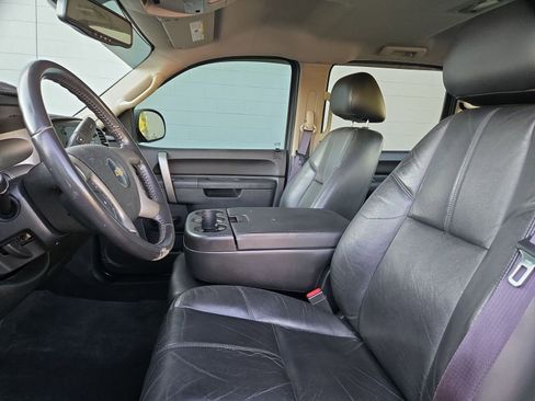 Used 2011 Chevrolet Silverado 1500 LT w/ All-Star Edition AWD/4WD image 16