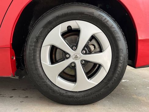 Used 2012 Toyota Prius Three FWD image 28