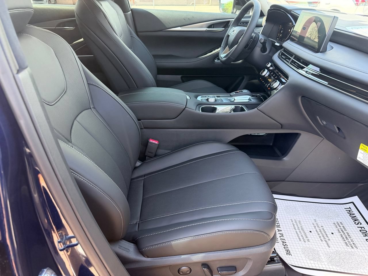 New 2027 INFINITI QX60 Luxe FWD image 12