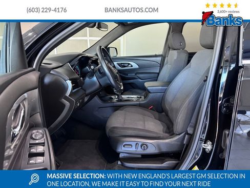 Certified 2022 Chevrolet Traverse LT image 8