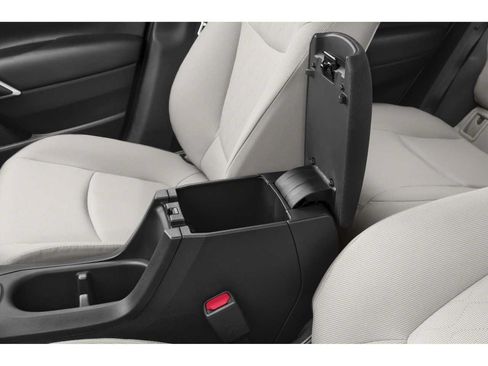Certified 2025 Toyota Corolla Cross L AWD/4WD image 10